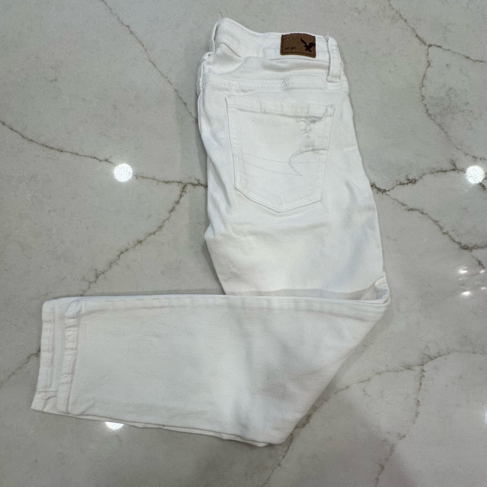 American Eagle Outfitters White Ankle Cropped Jeans